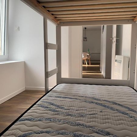 Appartement Calme Et Chaleureux Конкарно Екстериор снимка