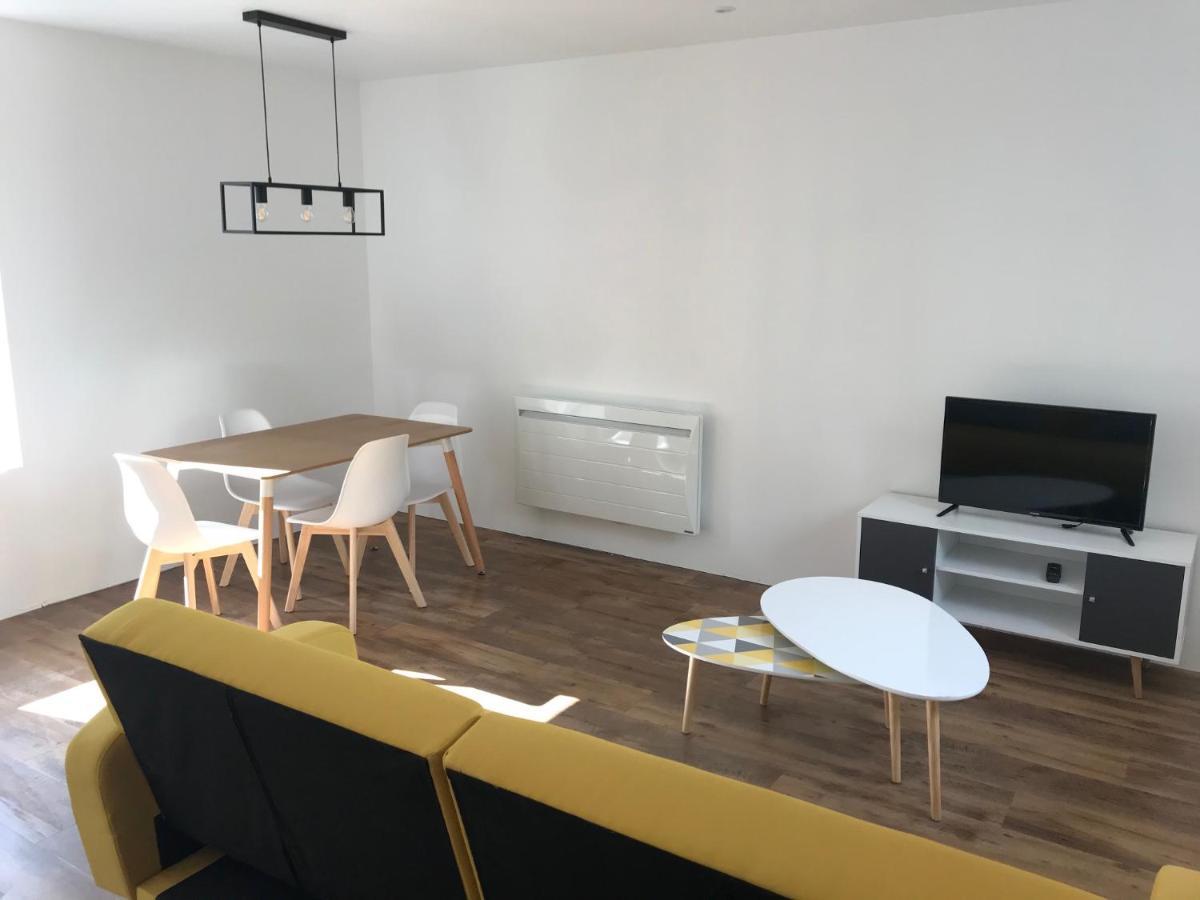 Appartement Calme Et Chaleureux Конкарно Екстериор снимка