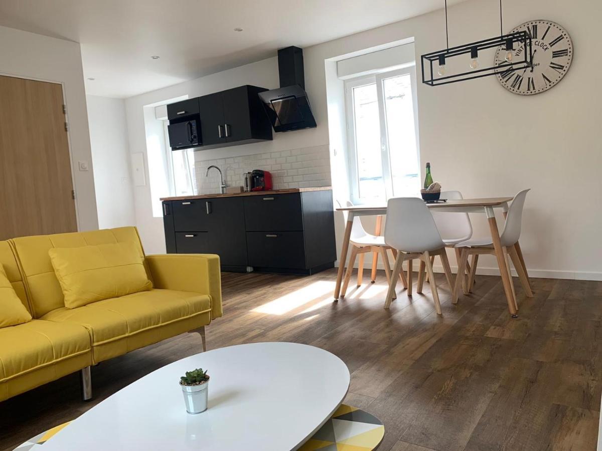Appartement Calme Et Chaleureux Конкарно Екстериор снимка